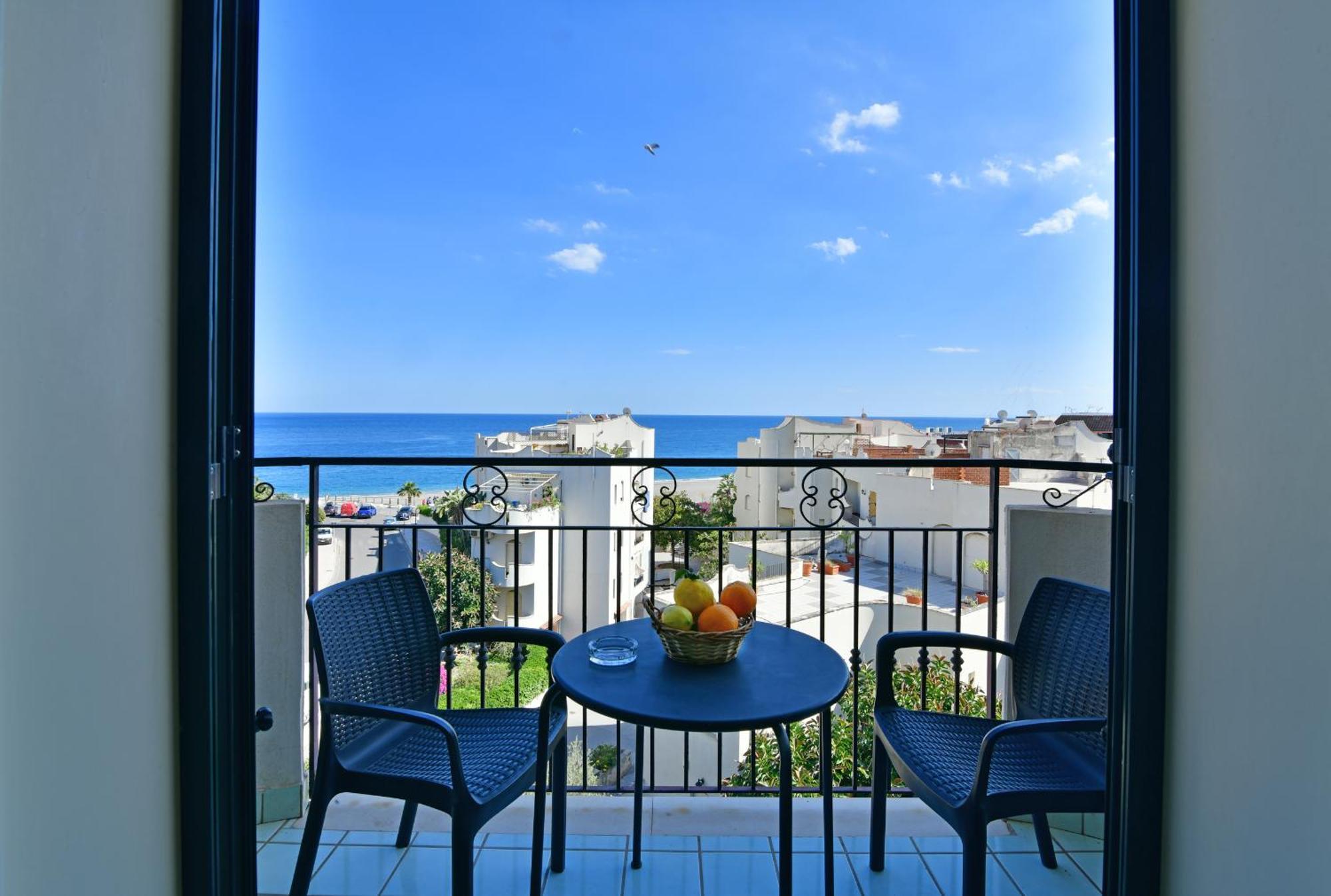 Hotel & Apartments Villa Linda Giardini Naxos Exterior foto